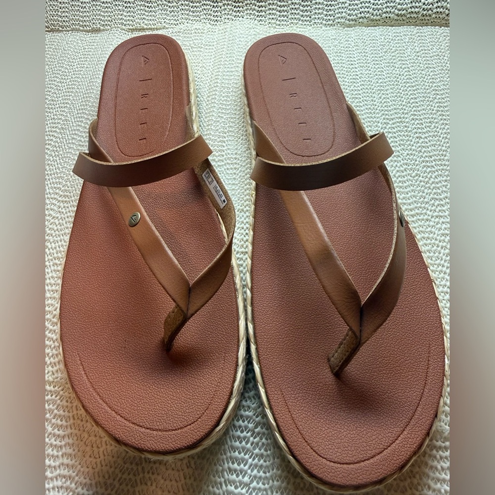 Reef Vista Carmen Flip-Flops - Women's size 11 - Picture 7 of 12